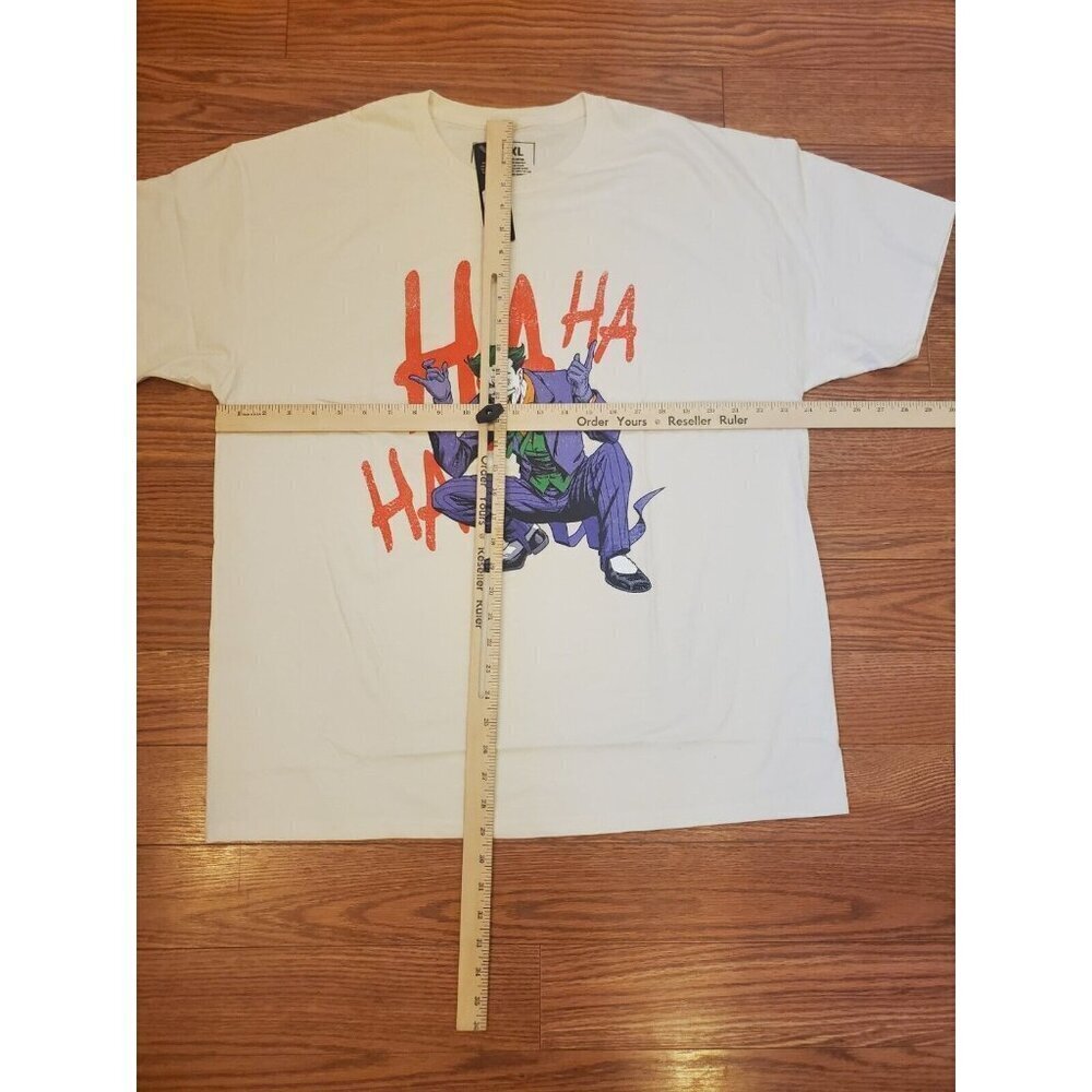 Batman Joker Graphic‎ T-shirt Men's Sz XL Beige Short Sleeve Civil Assets Collab - Picture 4 of 5